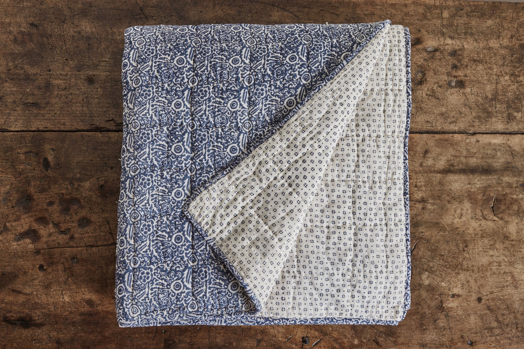 Nicky Kehoe - Eden Quilt in Midnight