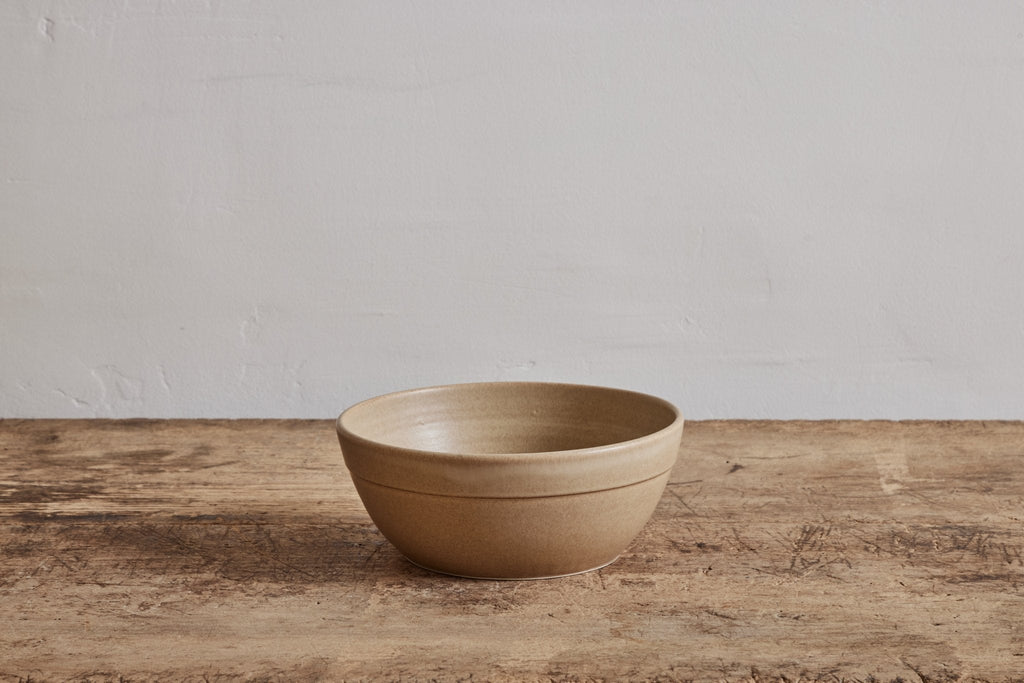 Nicky Kehoe - Serving Bowl in Flax