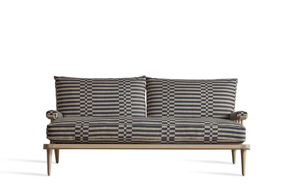 Nicky Kehoe - Spindle Back Viewing Settee