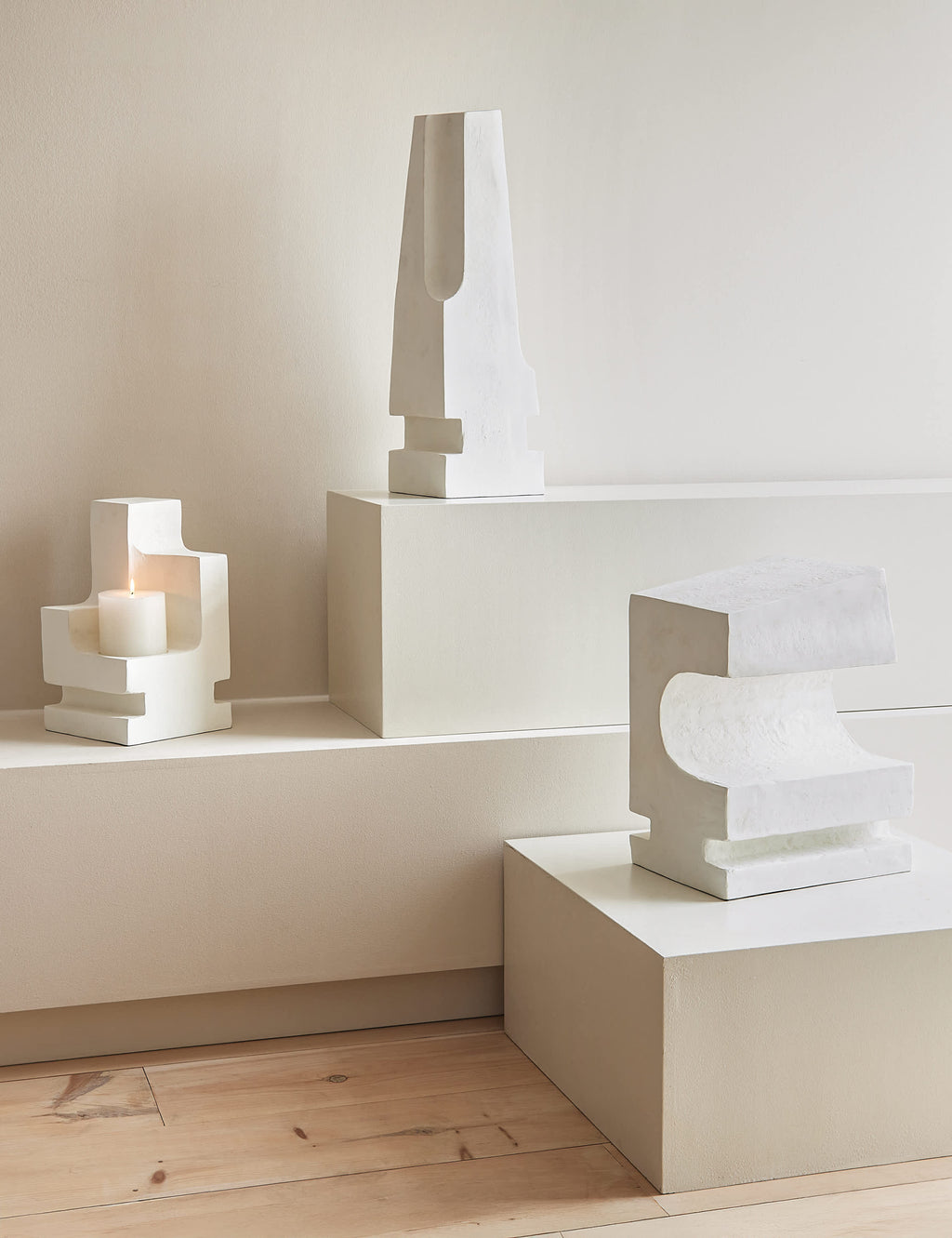 Lulu and Georgia - La Structure Pillar Holder by Lemieux et Cie