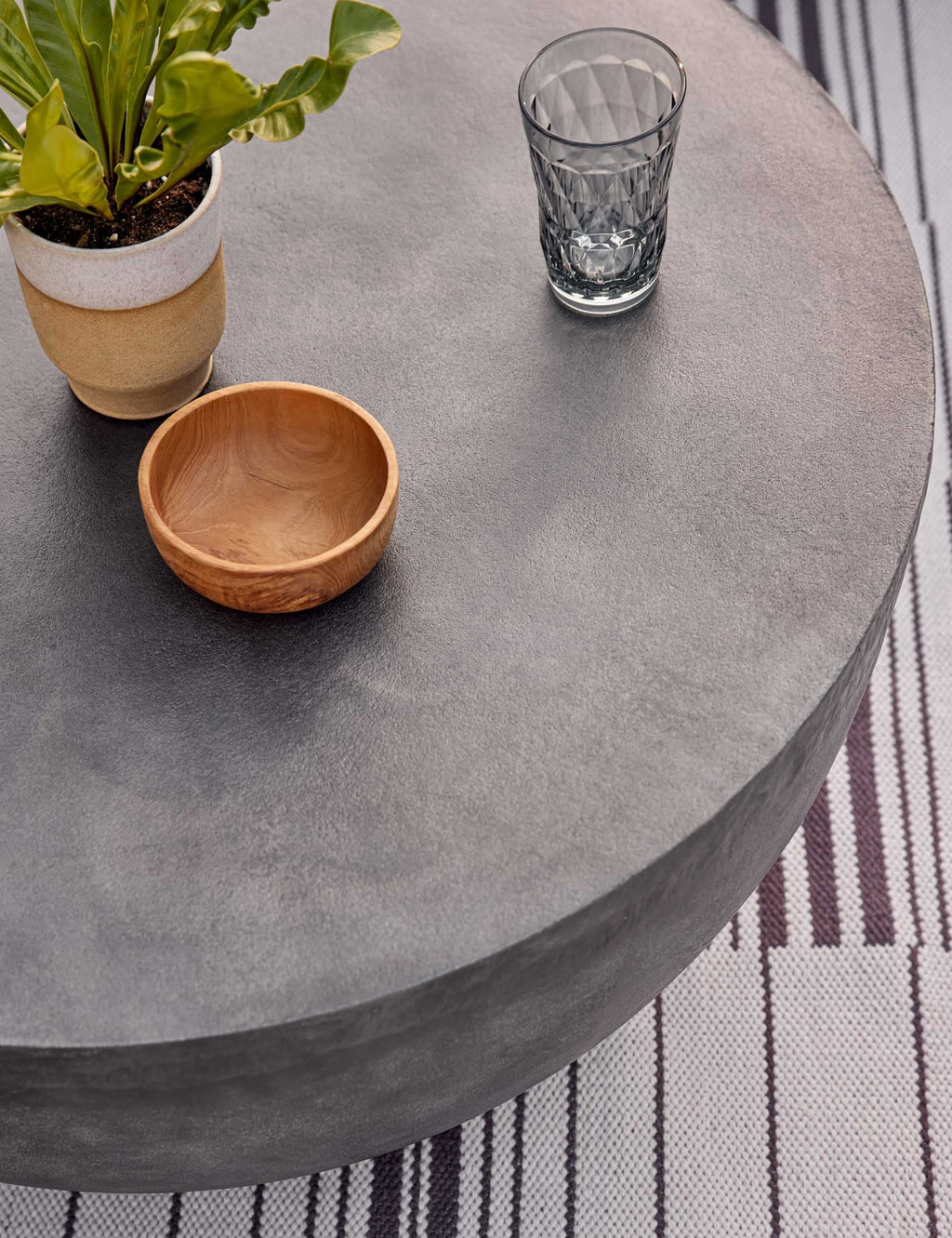 Lulu and Georgia - Ohana Indoor / Outdoor Round Coffee Table
