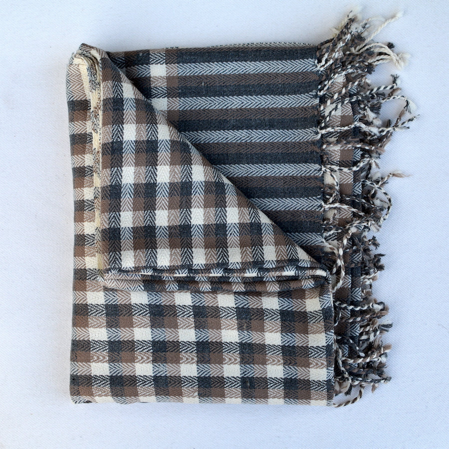 Terra Klay - Deepika Checkered Throw