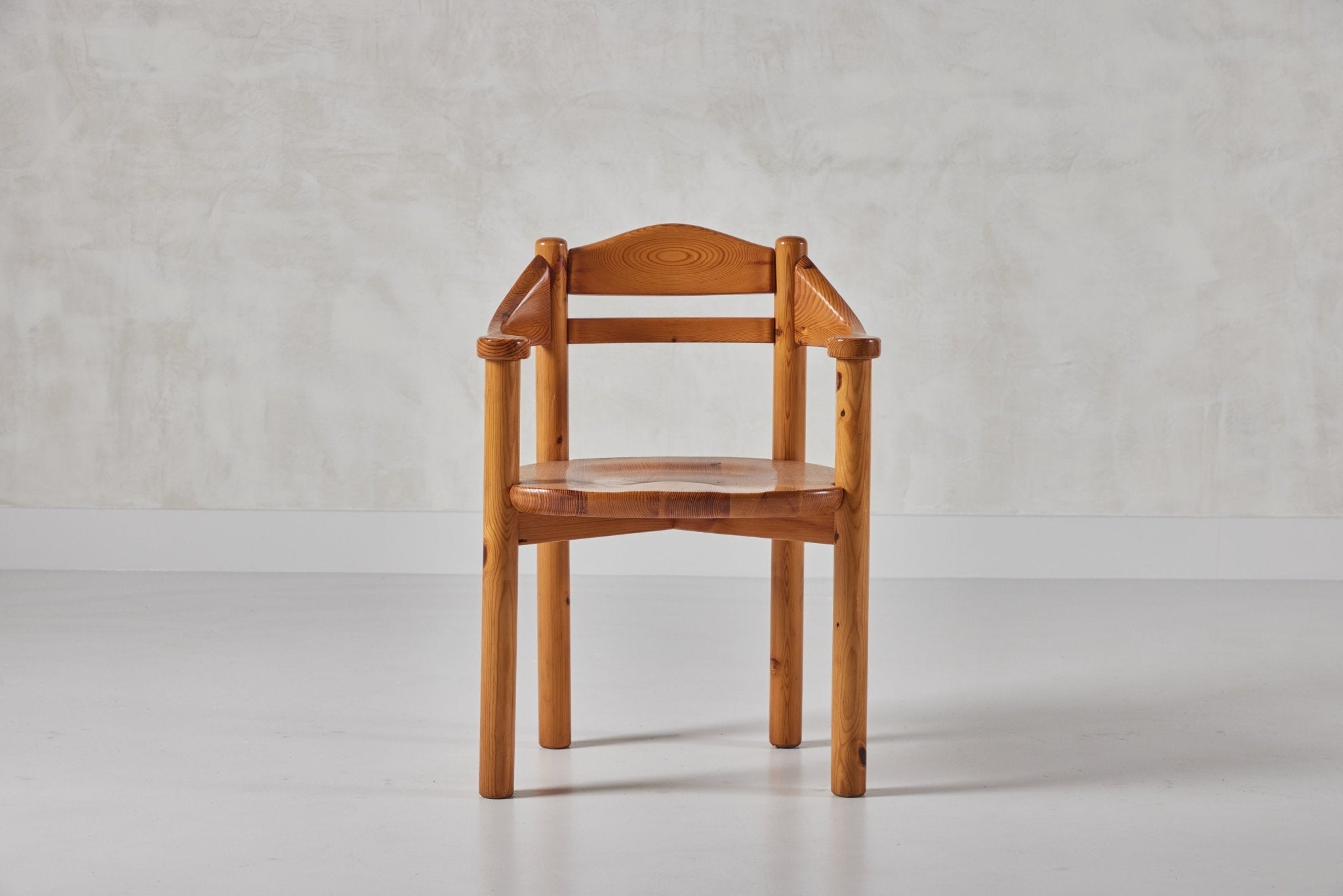 Nicky Kehoe - Set of Four Daumiller Chairs