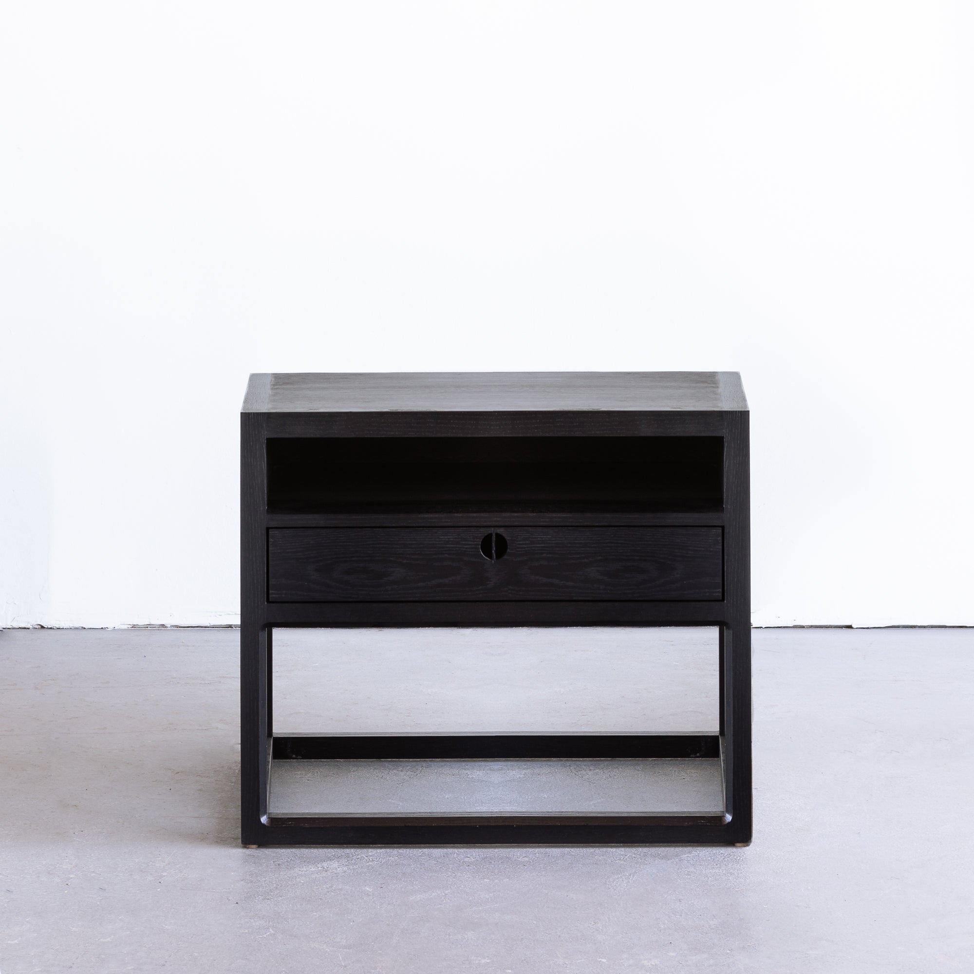 Amber Interiors - Mandeville Side Table