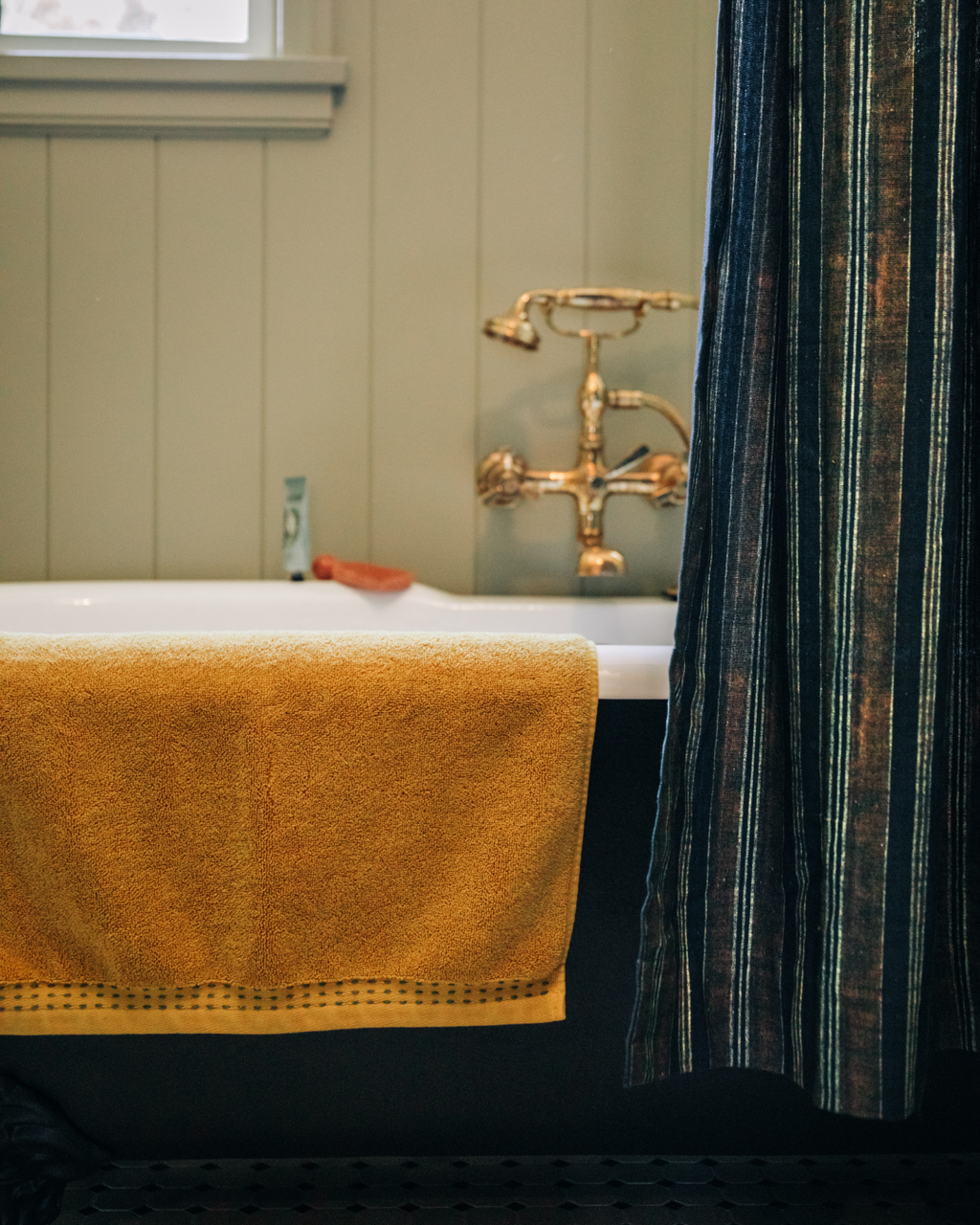 Nicky Kehoe - Shower Curtain in Izumi Stripe