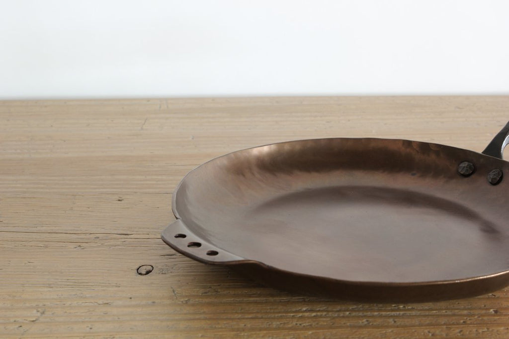 Nicky Kehoe - Carbon Steel Farmhouse Skillet