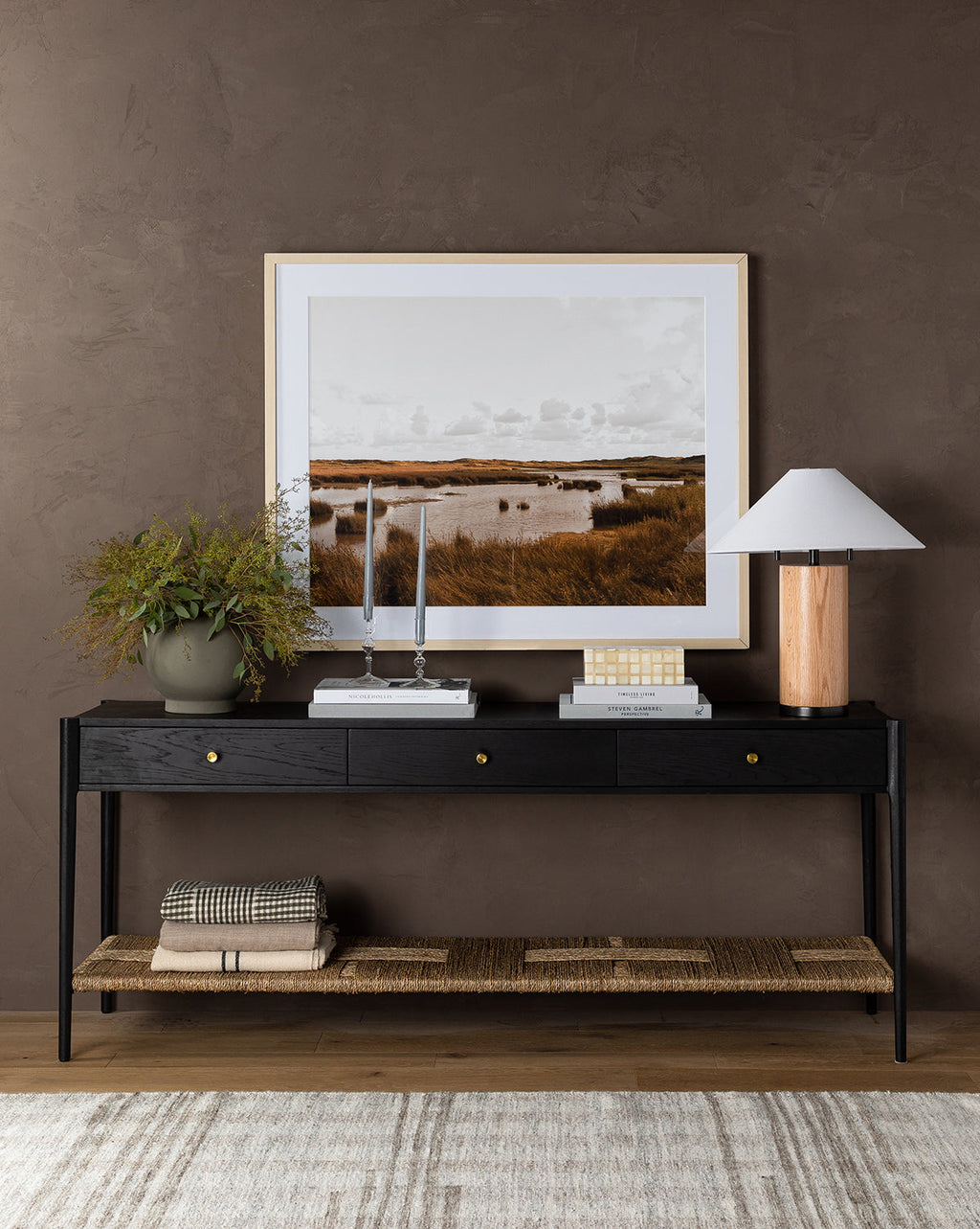McGee & Co - Dana Console