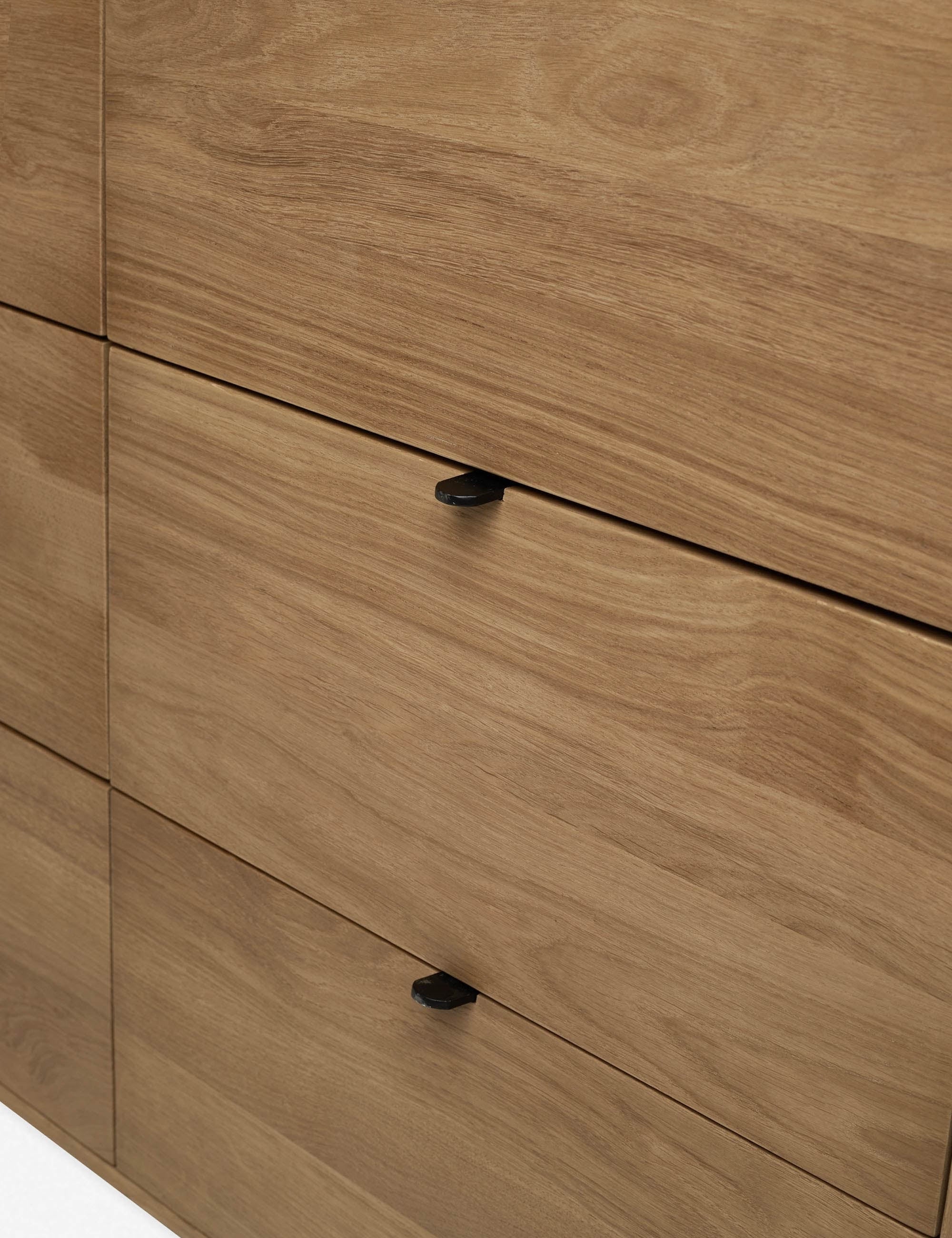 Lulu and Georgia - Kono Dresser