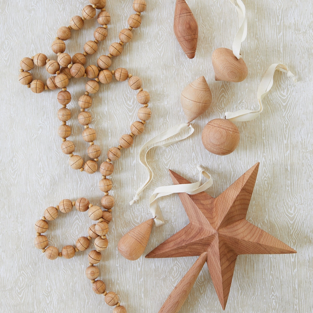 Lulu and Georgia - Beechwood Tree Topper