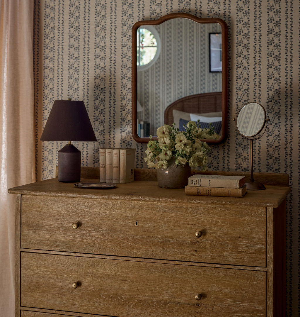 Amber Interiors - Ebony Akimbo Table Lamp