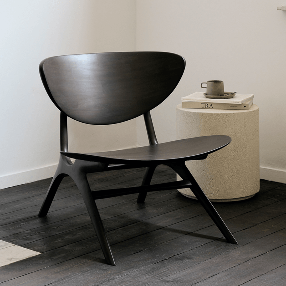 Urban Natural - Eye Lounge Chair - Mahogany