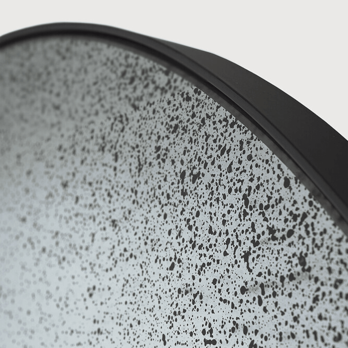 Urban Natural - Aged Round Wall Mirror - Clear