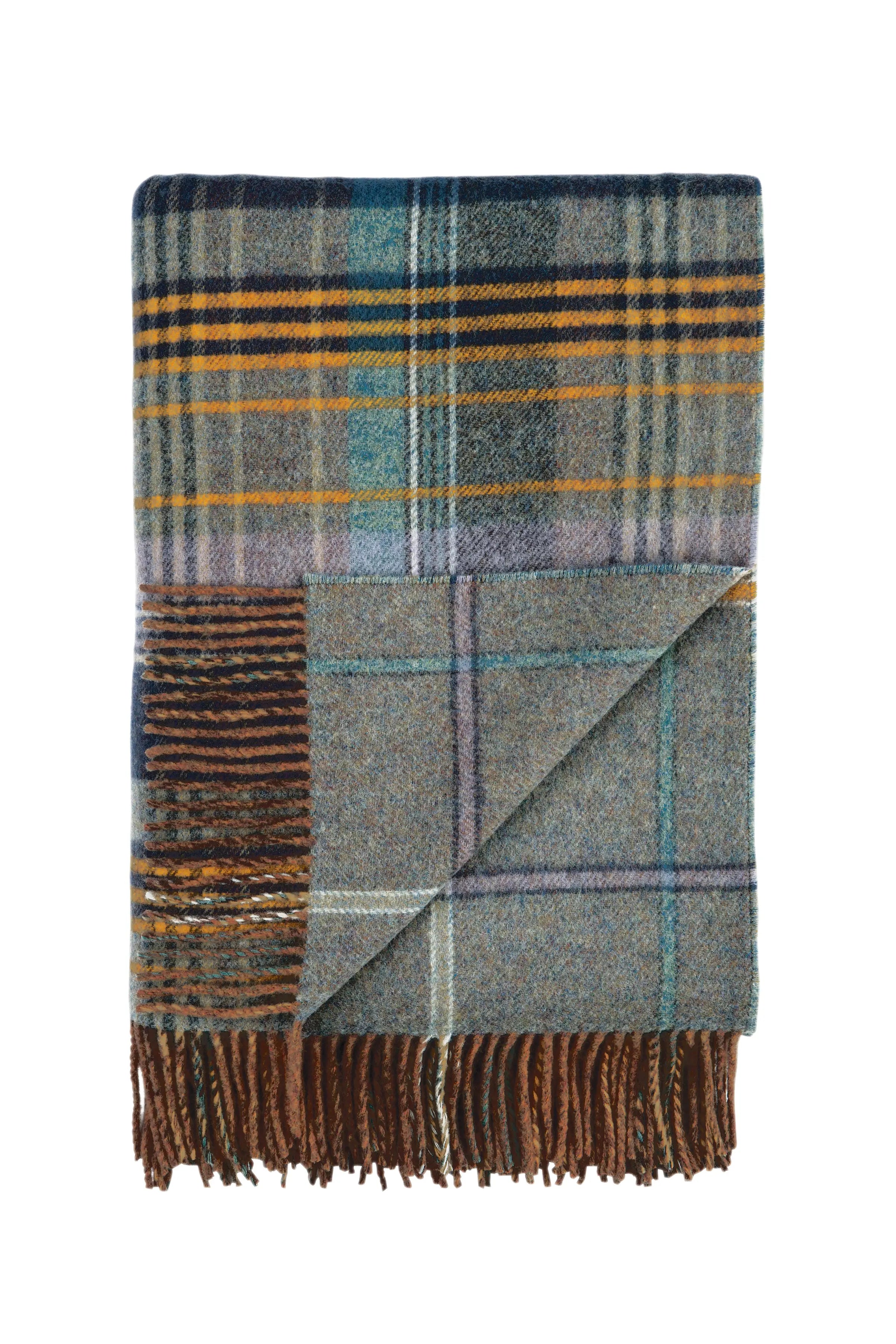 Johnstons of Elgin - Double Face Lambswool Throw in Lovat