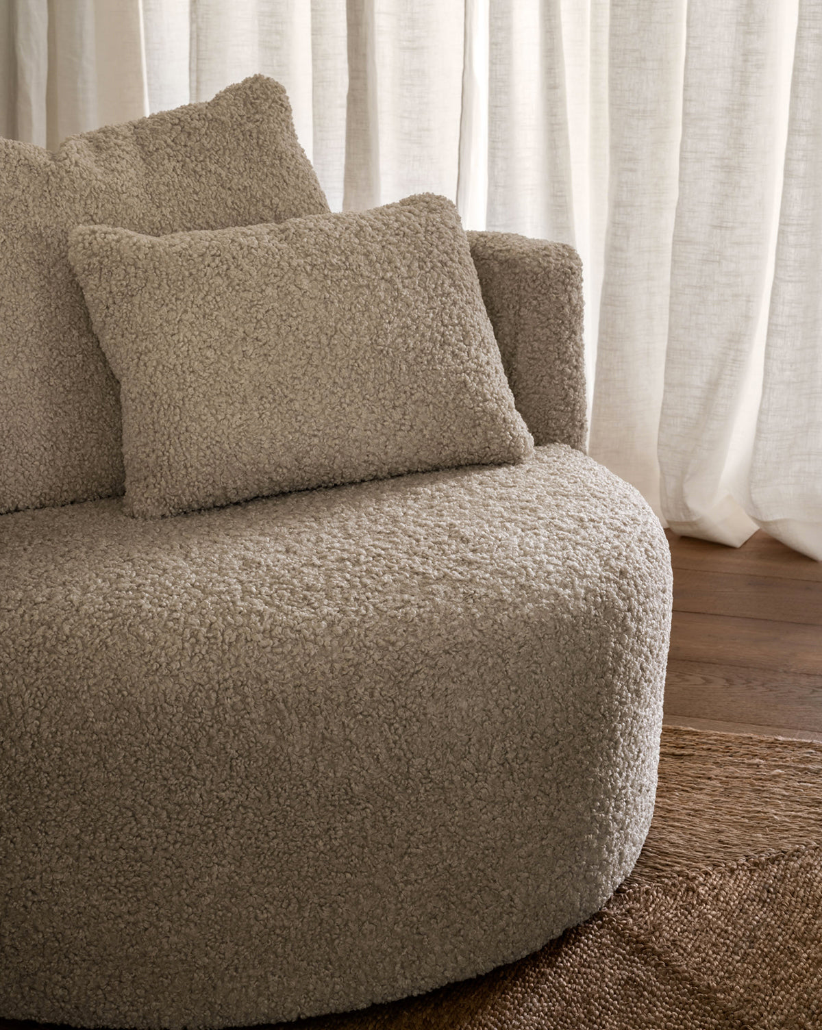 McGee & Co - Banbury Swivel Chair