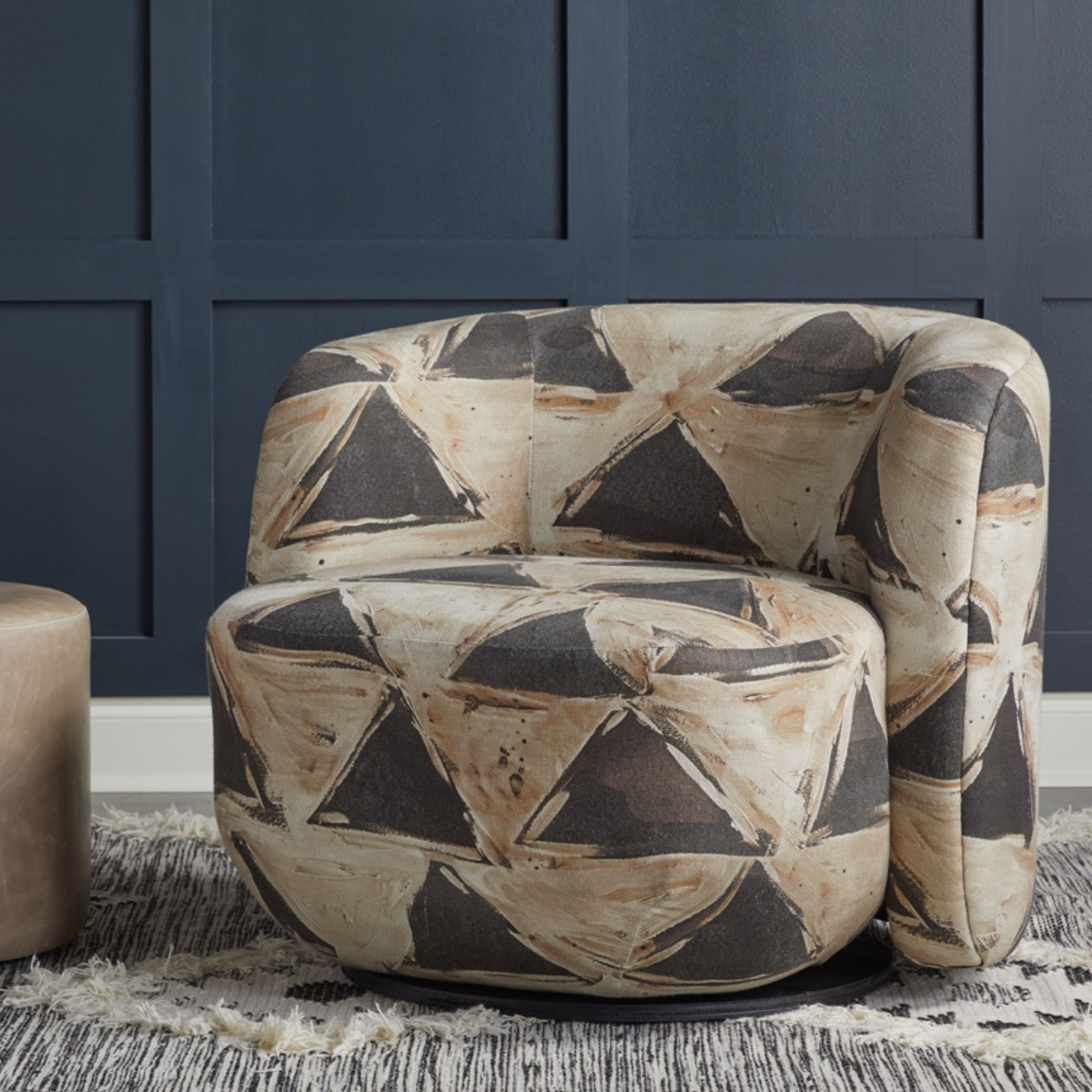 Urban Natural - Luna Swivel Chair